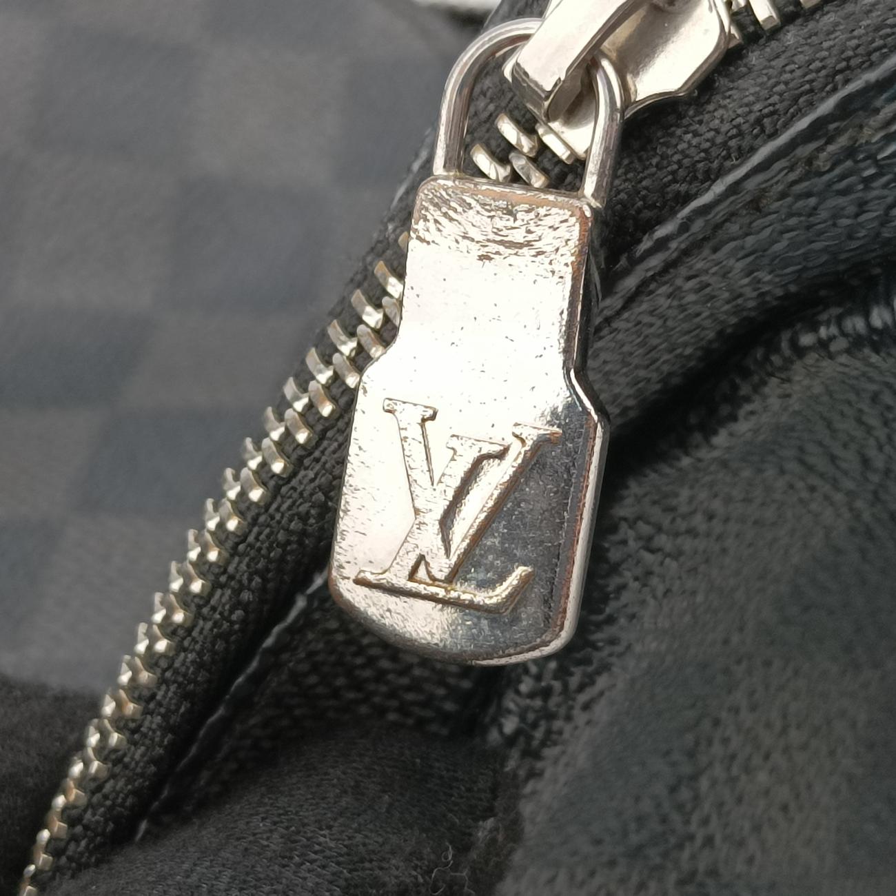 Avenue Sling Noir Damier Graphite N41719 MB3157アヴェニュー スリング ノワール ダミエ グラフィット N41719 MB3157