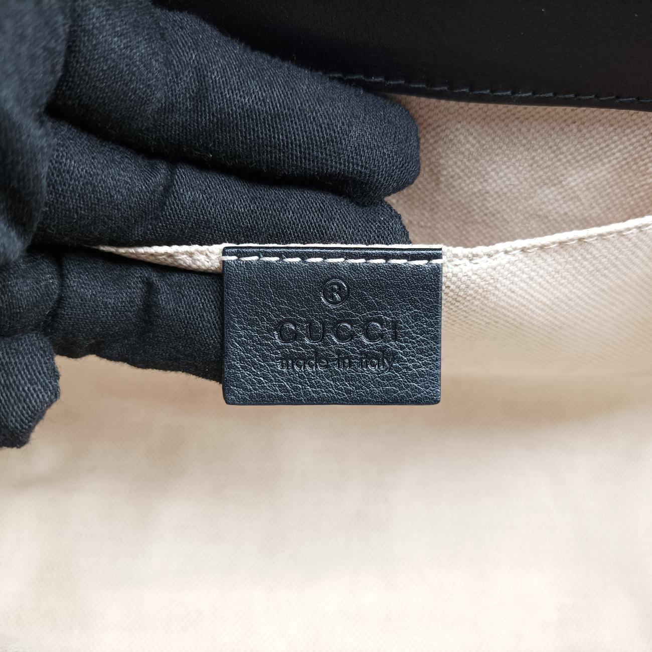 Emily Black Leather 369621 I018988365エミリー ブラック レザー 369621 I018988365