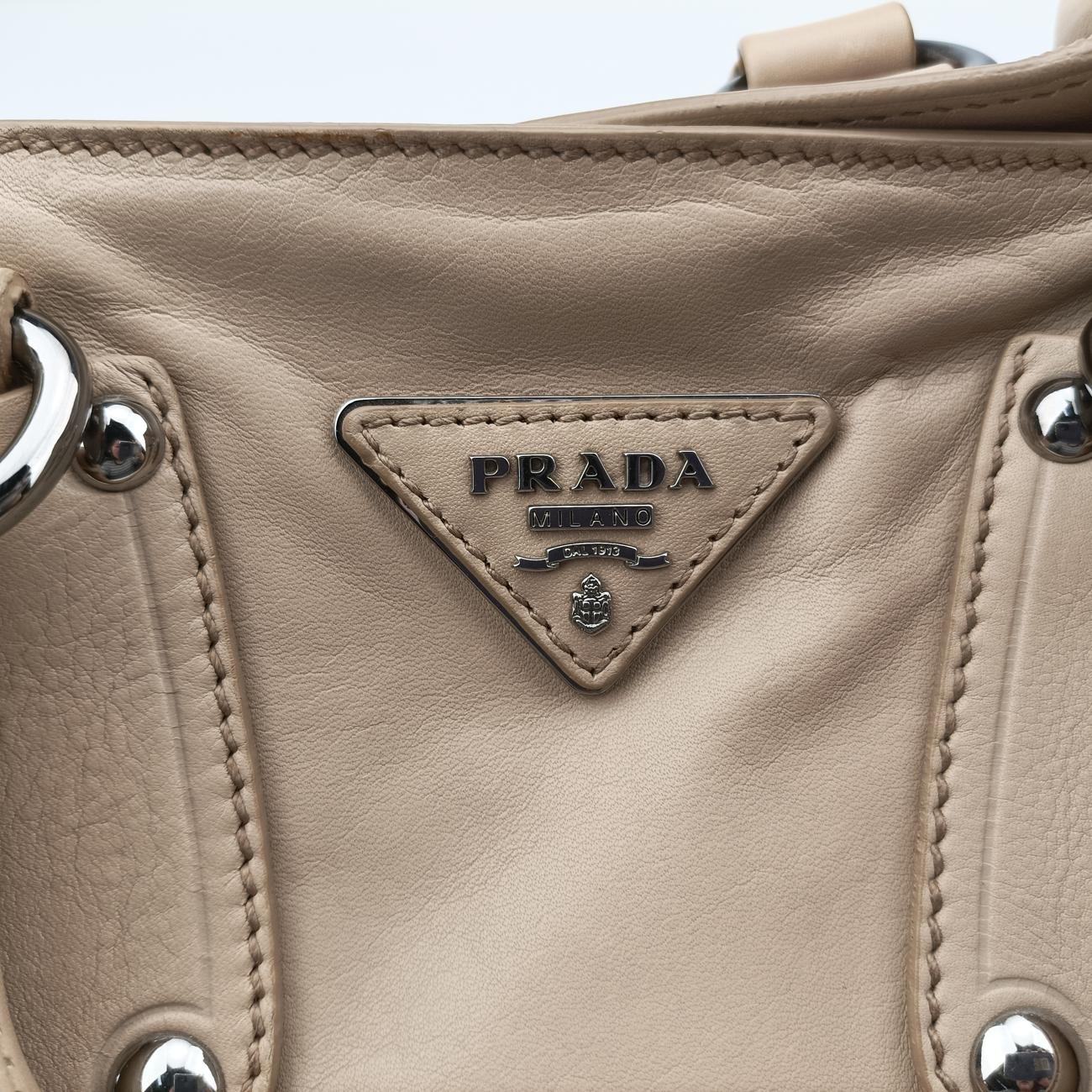 Triangle logo Beige Leather 113 12三角ロゴ ベージュ レザー 113 12