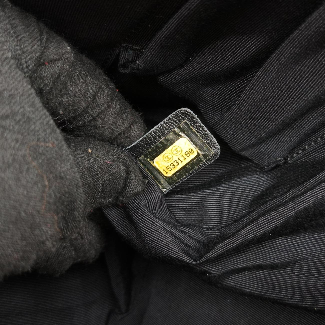 BOY CHANEL White Leather A66713 15331100ボーイシャネル ホワイト レザー A66713 15331100