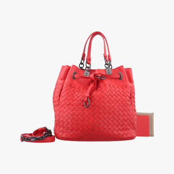 Intrecciato Drawstring Bucket Red lambskin B05592107Gイントレチャート ドローストリング バケット レッド ラムスキン B05592107G