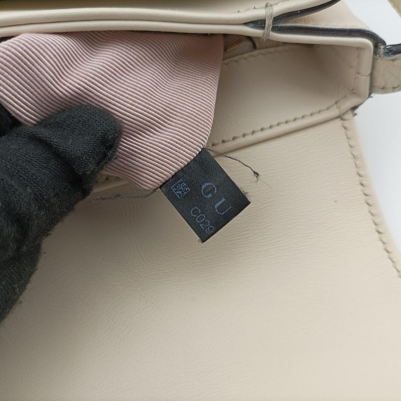 Arli White Leather 550129 C029750444アリー ホワイト レザー 550129 C029750444