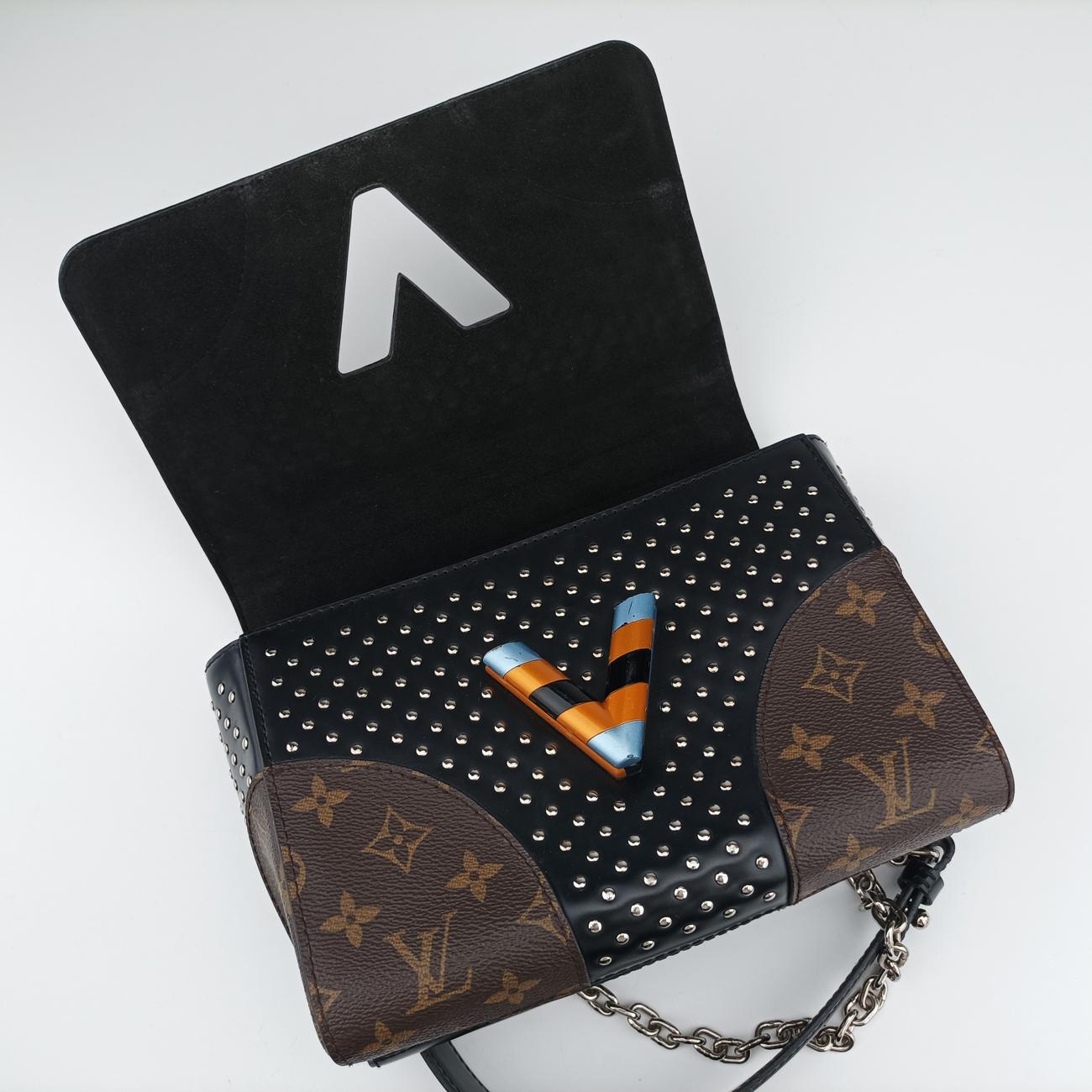 Monogram Studded Twist MM brown×Black×multicolor Monogram Canvas FL2136モノグラム スタッズ ツイスト MM モノグラム/ブラウン系×ブラック×マルチカラー モノグラムキャンバス FL2136