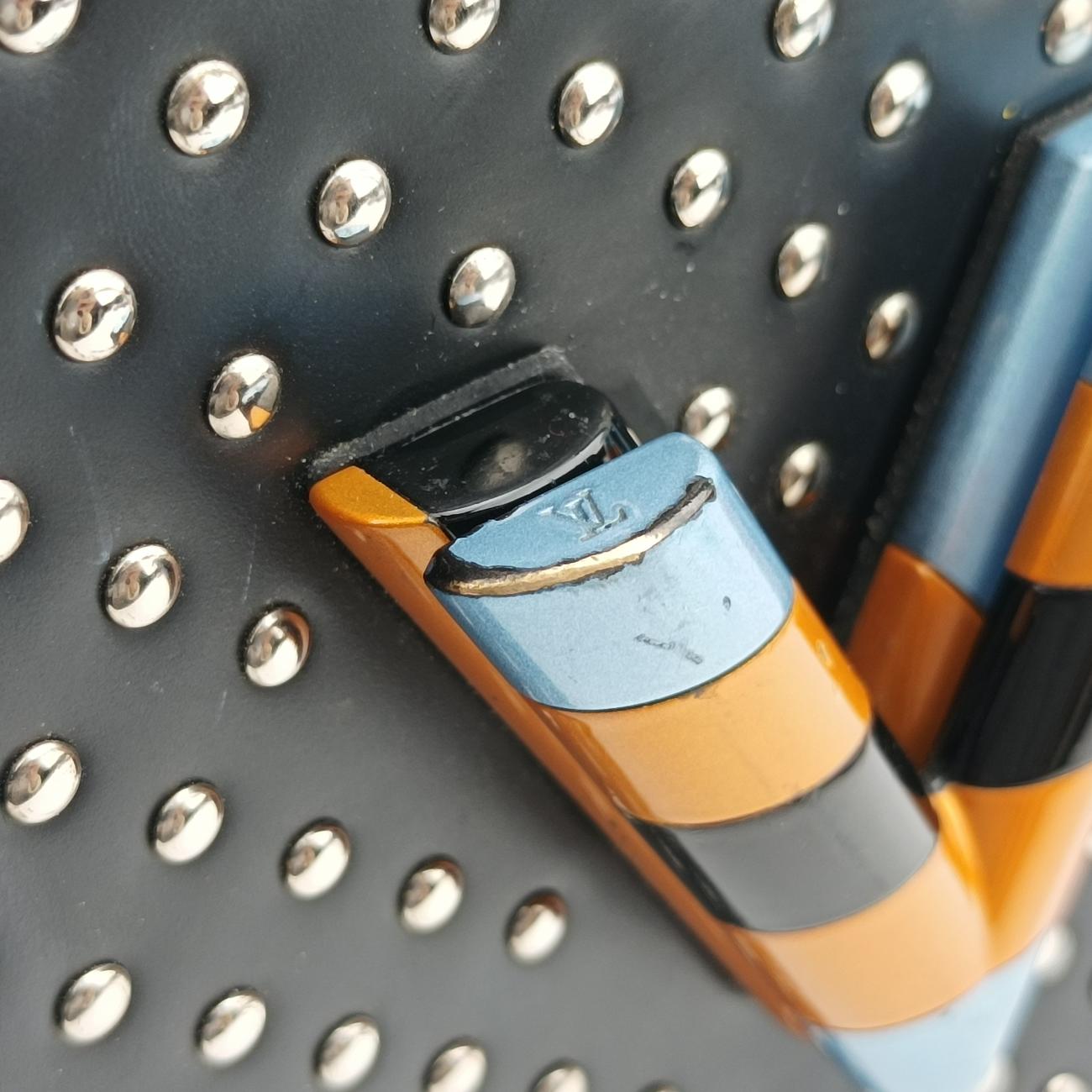 Monogram Studded Twist MM brown×Black×multicolor Monogram Canvas FL2136モノグラム スタッズ ツイスト MM モノグラム/ブラウン系×ブラック×マルチカラー モノグラムキャンバス FL2136