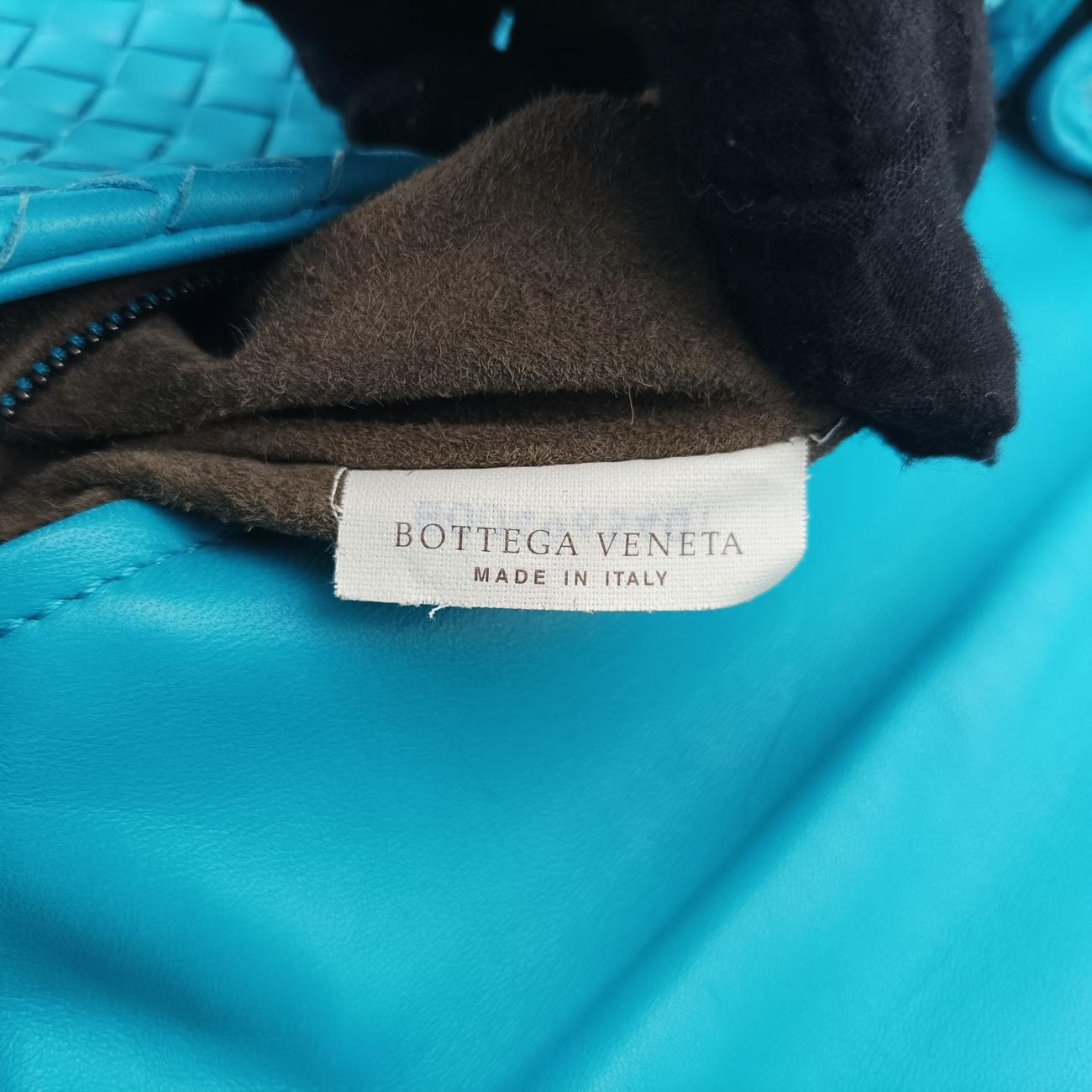 Intrecciato Blue lambskin B00496540Yイントレチャート ブルー ラムスキン B00496540Y