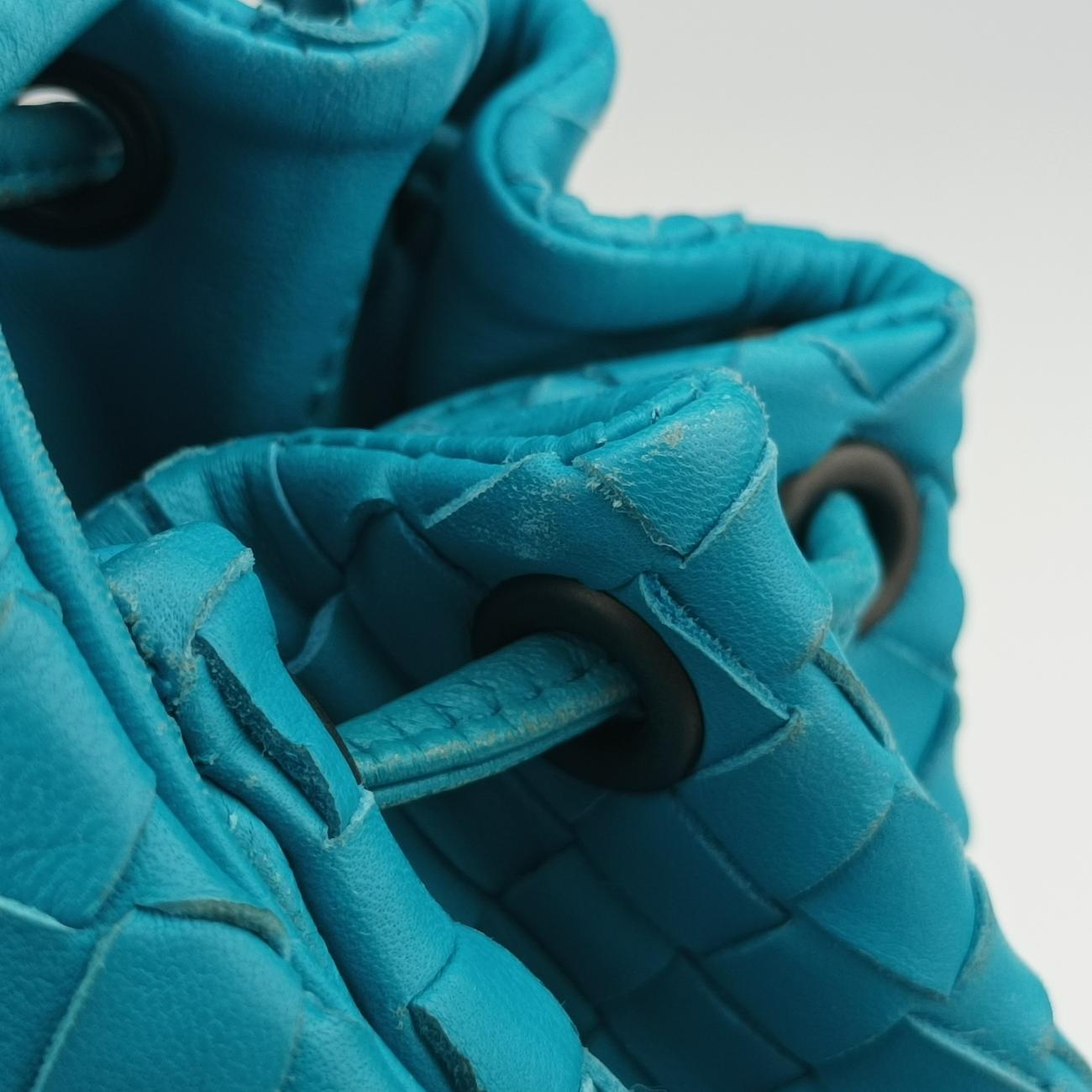 Intrecciato Blue lambskin B00496540Yイントレチャート ブルー ラムスキン B00496540Y