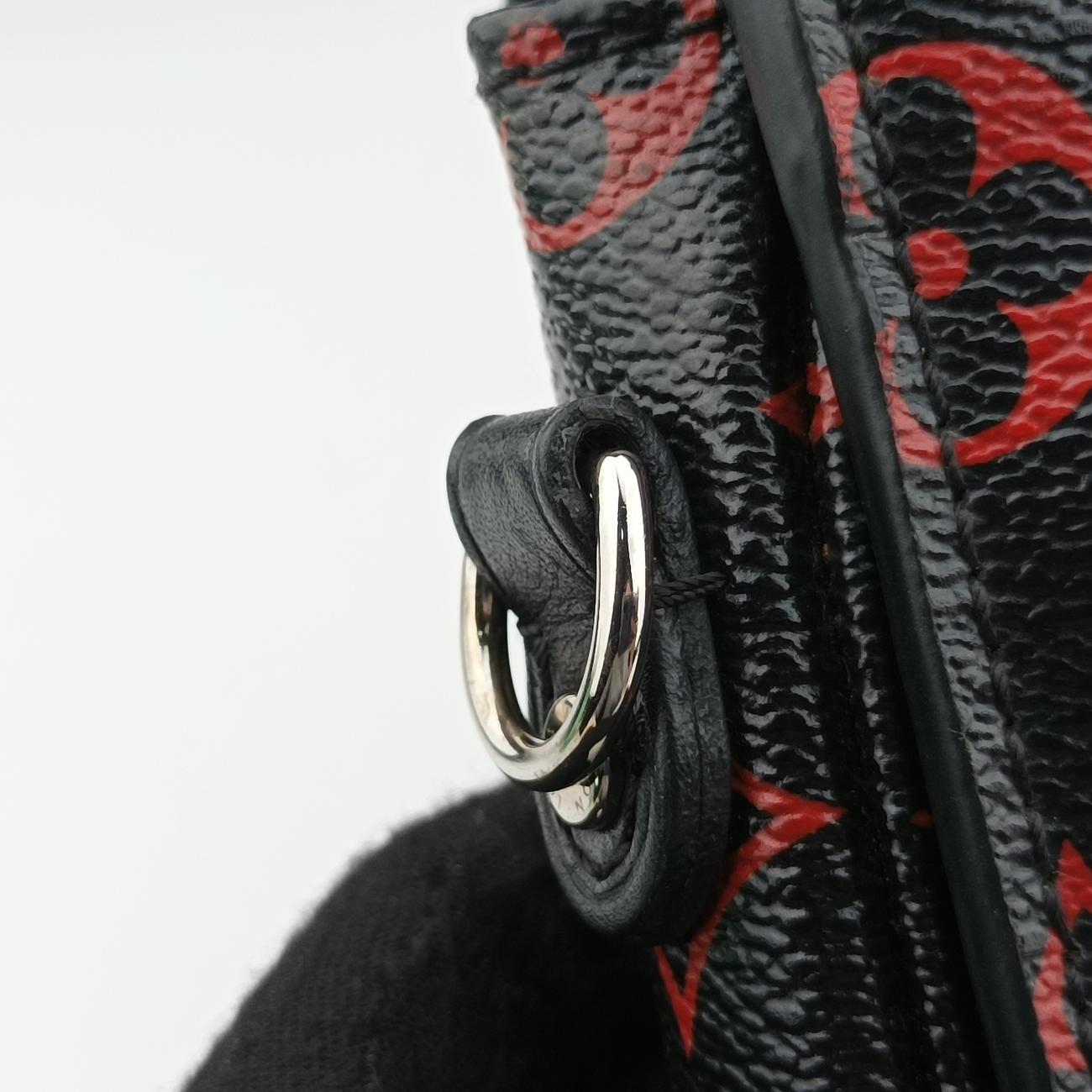 Pochette Metis MM Noir×ROUGE Monogram Infrarouge M41462 DR4186ポシェット メティス MM ノワール×ルージュ モノグラム アンフラルージュ M41462 DR4186
