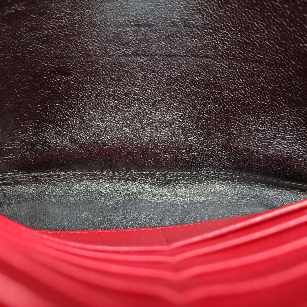 MONOGRAM Red Caviar Skin 377828 GUE377828.1214モノグラム レッド キャビアスキン 377828 GUE377828.1214