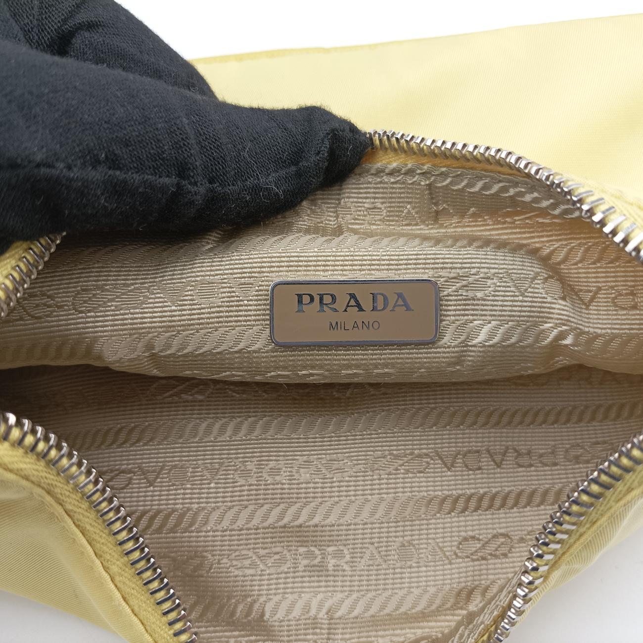 Re-Edition 2005 Re-Nylon Yellow nylon 1BH204 272 Pリエディション 2005 リナイロン イエロー ナイロン 1BH204 272 P