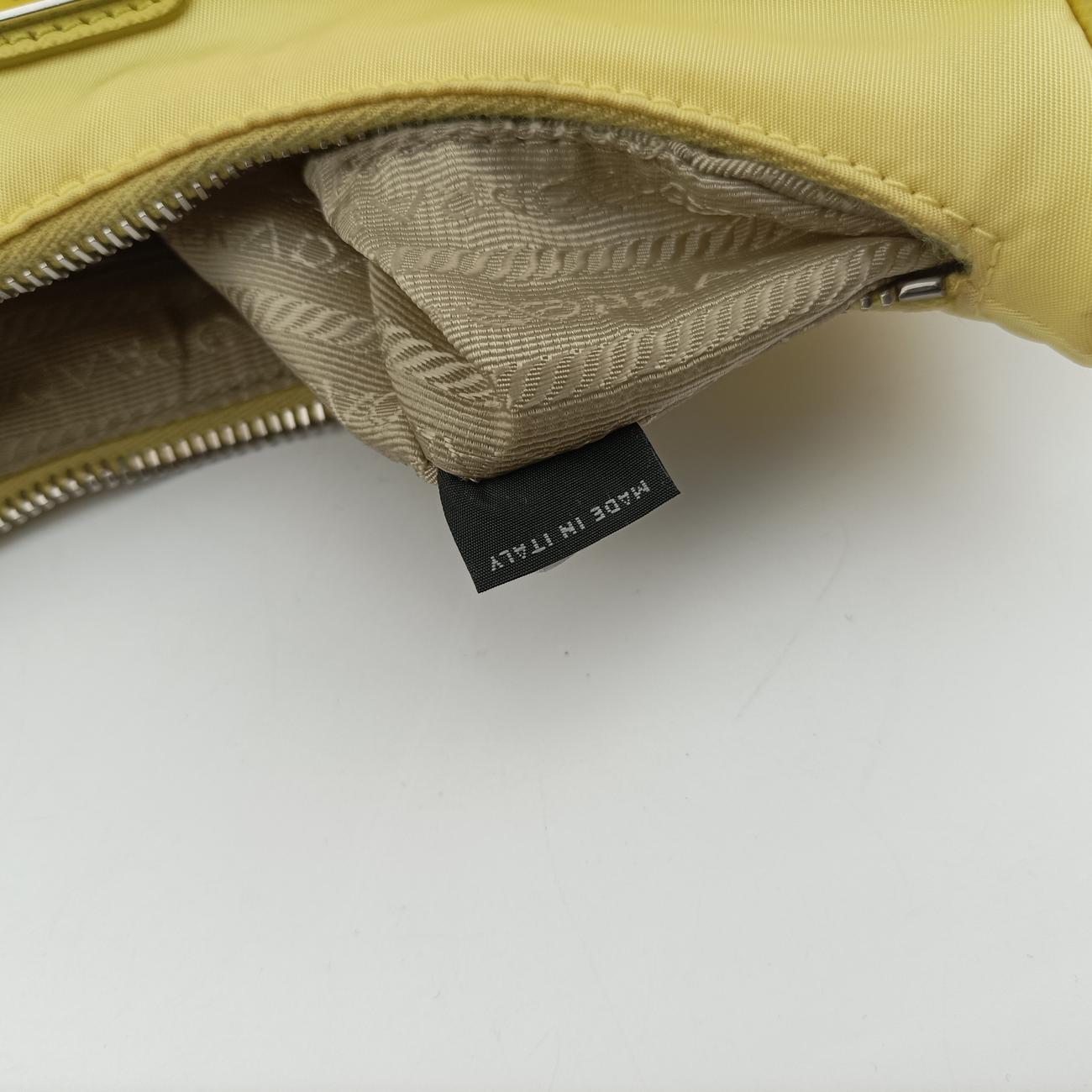 Re-Edition 2005 Re-Nylon Yellow nylon 1BH204 272 Pリエディション 2005 リナイロン イエロー ナイロン 1BH204 272 P