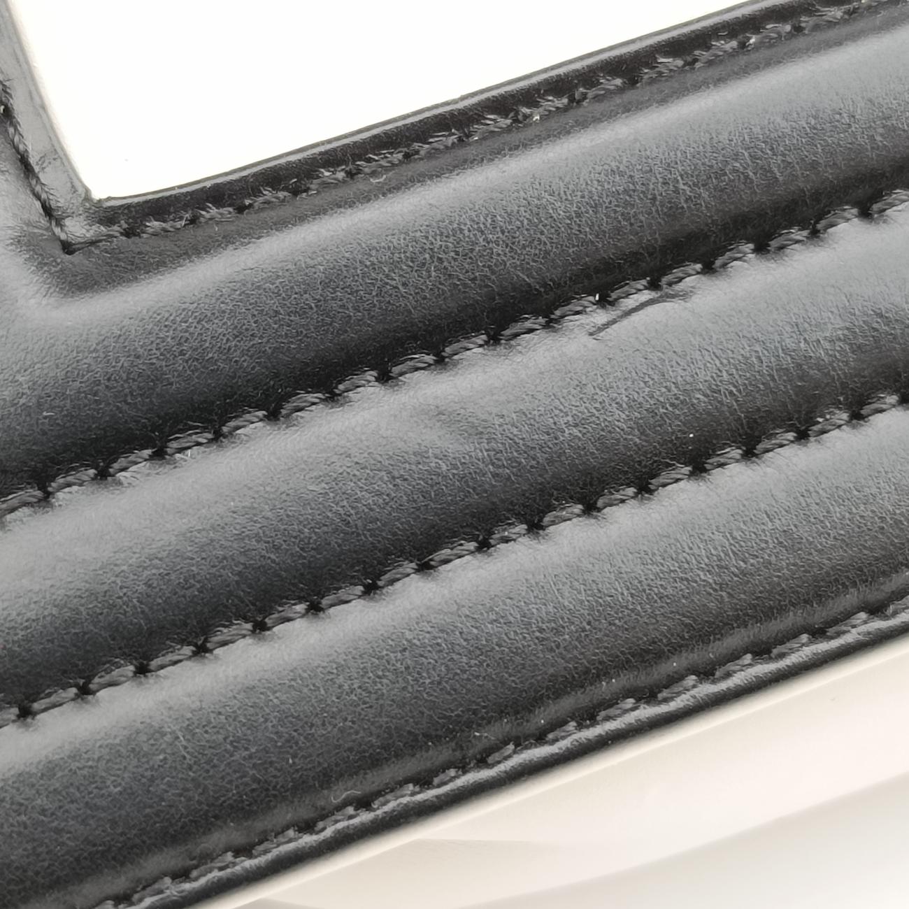 BOY CHANEL Black×white Leather A66713 15643111ボーイシャネル ブラック×ホワイト レザー A66713 15643111