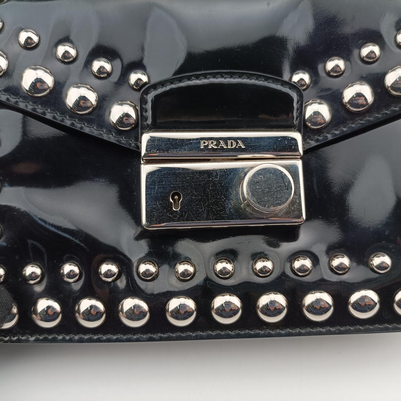 Sound Crystal Studded Crossbody Black Patent 110サウンド クリスタル スタッズ クロスボディ ブラック パテント 110