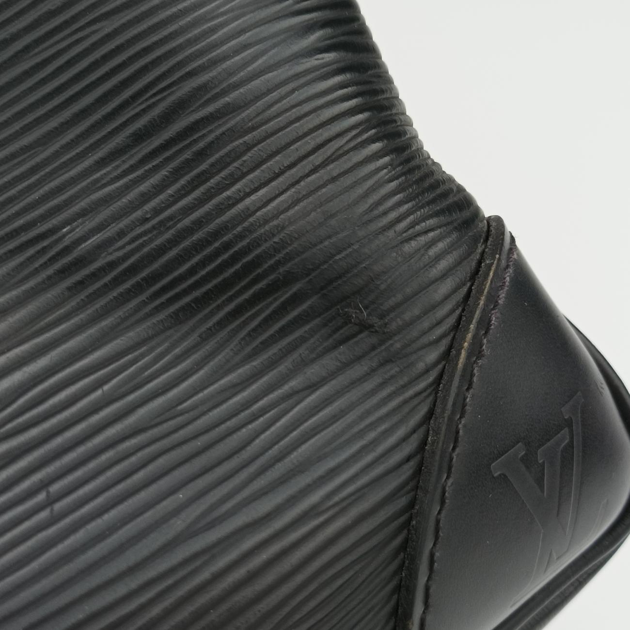 Porto Document Voyage Black Epi M59162 BA0165ポルトドキュメントボヤージュ ブラック エピ M59162 BA0165