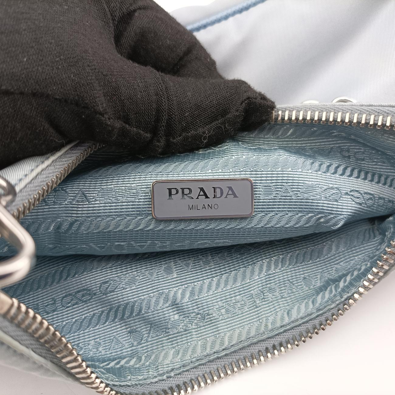 Re-Edition 2005 Re-Nylon Blue nylon 1BH204 31/A3リエディション 2005 リナイロン ブルー ナイロン 1BH204 31/A3