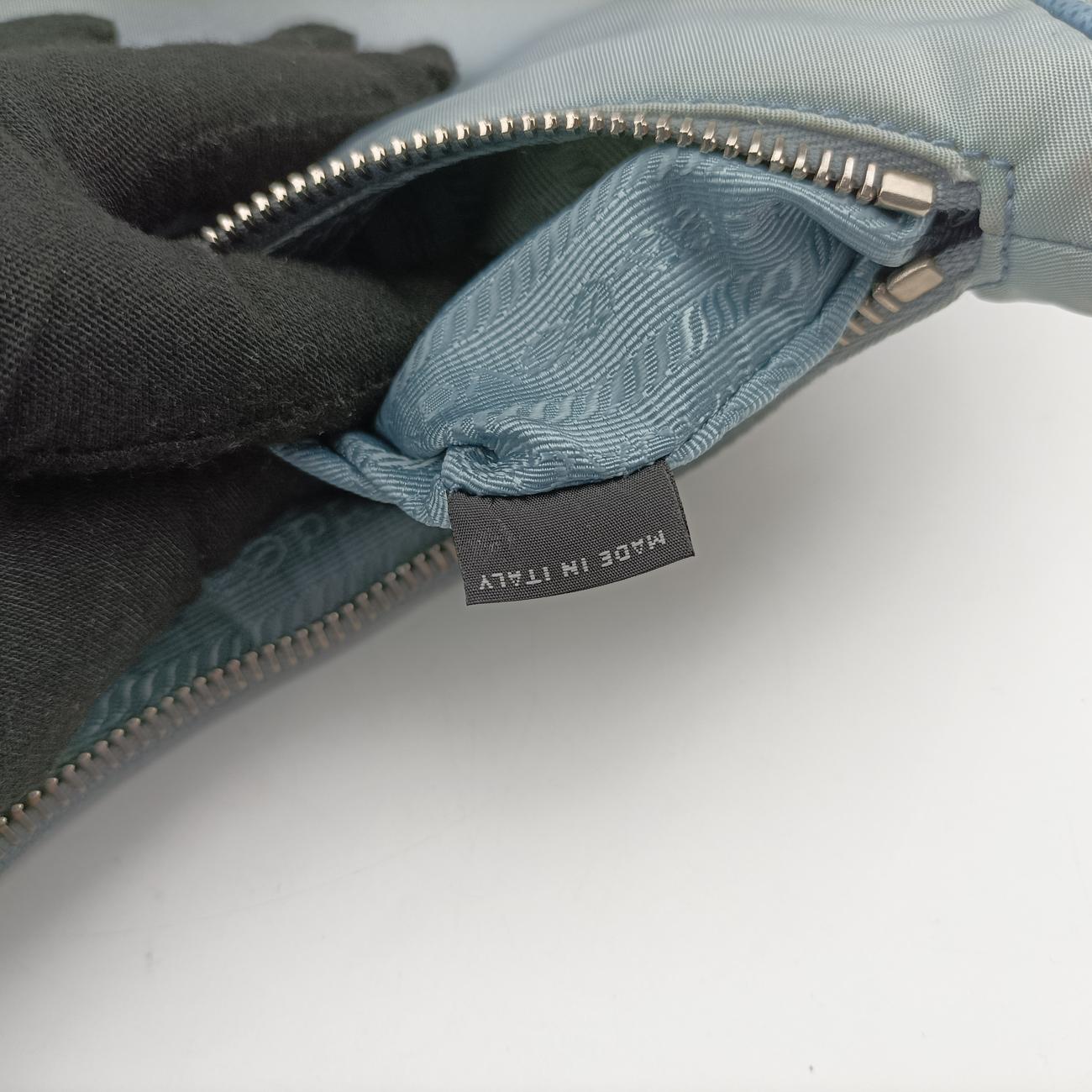 Re-Edition 2005 Re-Nylon Blue nylon 1BH204 31/A3リエディション 2005 リナイロン ブルー ナイロン 1BH204 31/A3