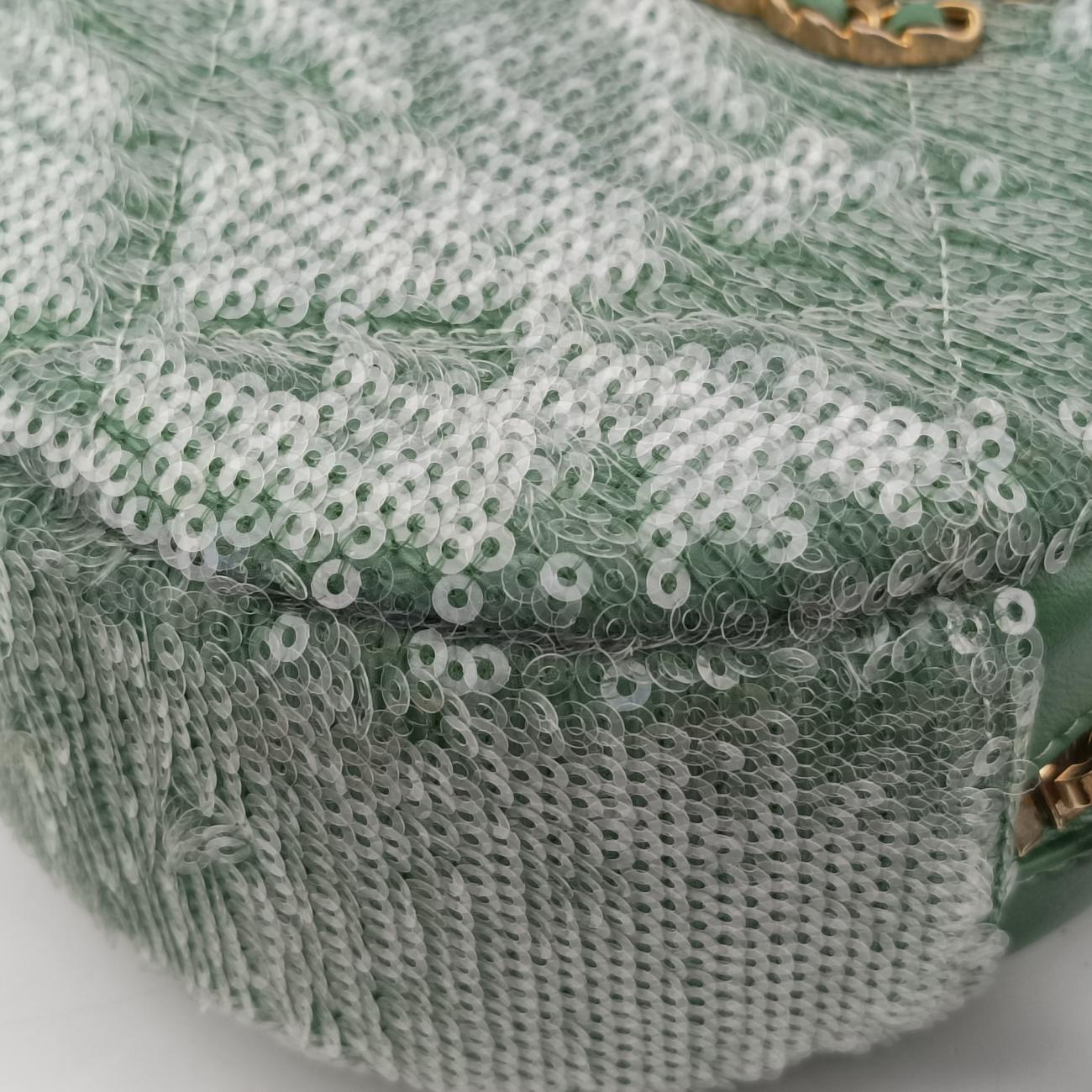 CHANEL 19 Round Green Sequins×Leather AP0945 30745163シャネル19ラウンド グリーン スパンコール×レザー AP0945 30745163
