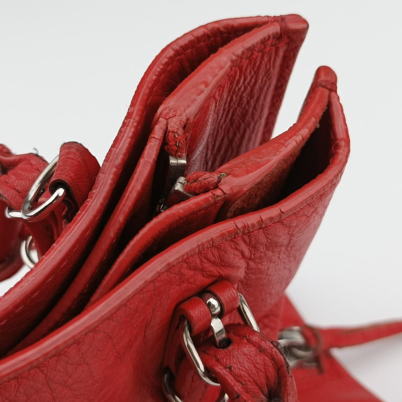 Paper A6 Zip Around Red Lambskin 370926 305572.6520.I 515859ペーパー A6 ジップアラウンド レッド ラムレザー 370926 305572.6520.I 515859