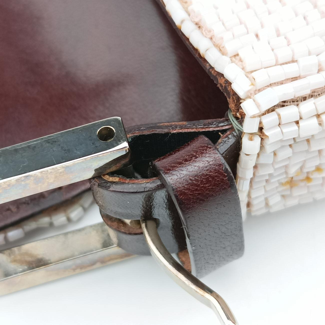 Baguette White×Brown Beaded Lot number unknownマンマバケット ホワイト×ブラウン ビーズ 製番不明