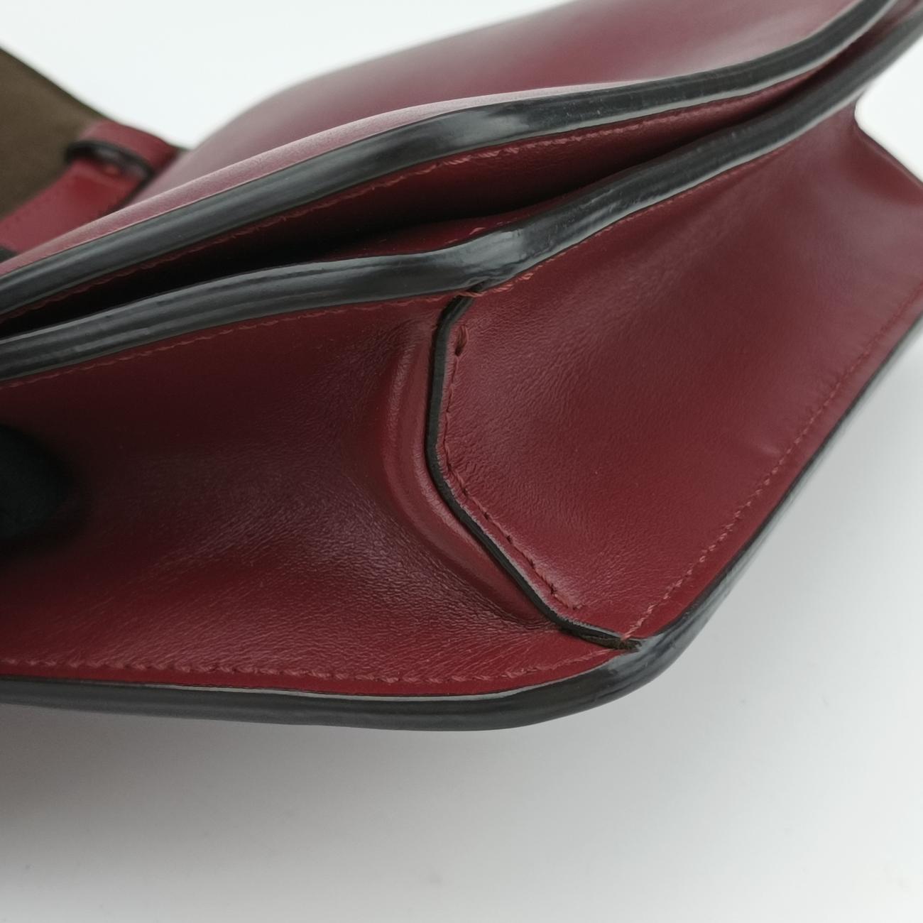 Fab Red Leather 8BT326 8BT326 AAIW 209.0189ファブ レッド レザー 8BT326 8BT326 AAIW 209.0189