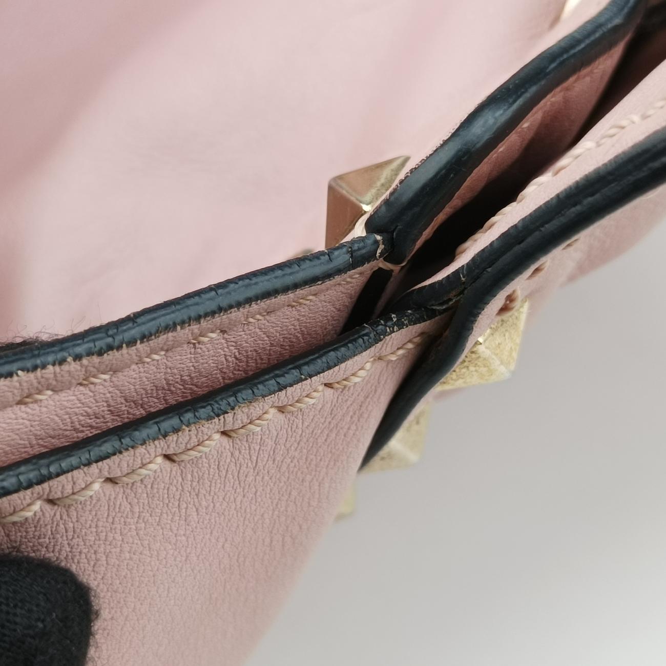 Rockstud Pink Leather Lot number unknownロックスタッズ ピンク レザー 製番不明