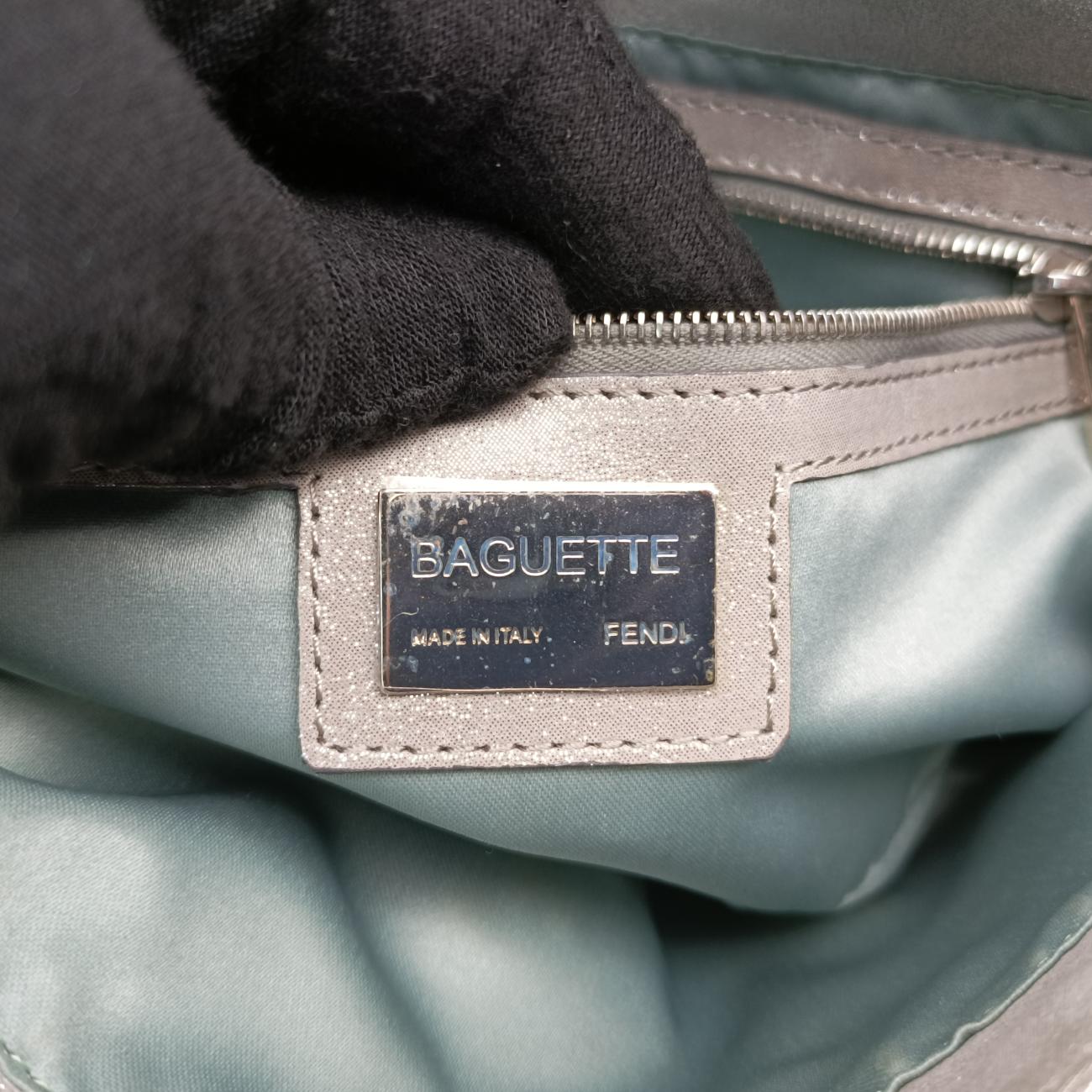 BAGUETTE Grey Leather 8BR600 8BR600-DJM-129-2308マンマバケット グレー レザー 8BR600 8BR600-DJM-129-2308