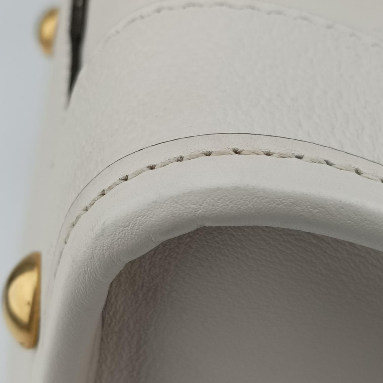 Ophidia White×Black×Red Leather 715666 E038701950オフィディア ホワイト×ブラック×レッド レザー 715666 E038701950