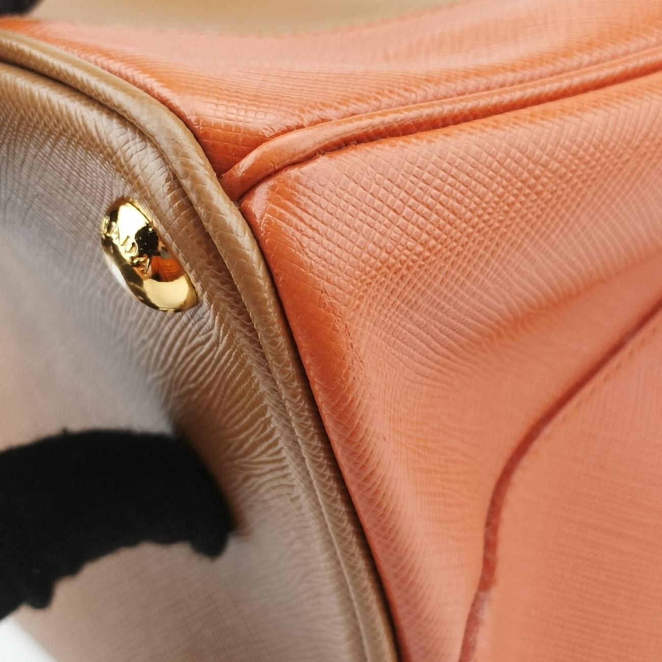 Galleria beige×orange SAFFIANO　Leather B2274C 25ガレリア ベージュ×オレンジ サフィアーノレザー B2274C 25