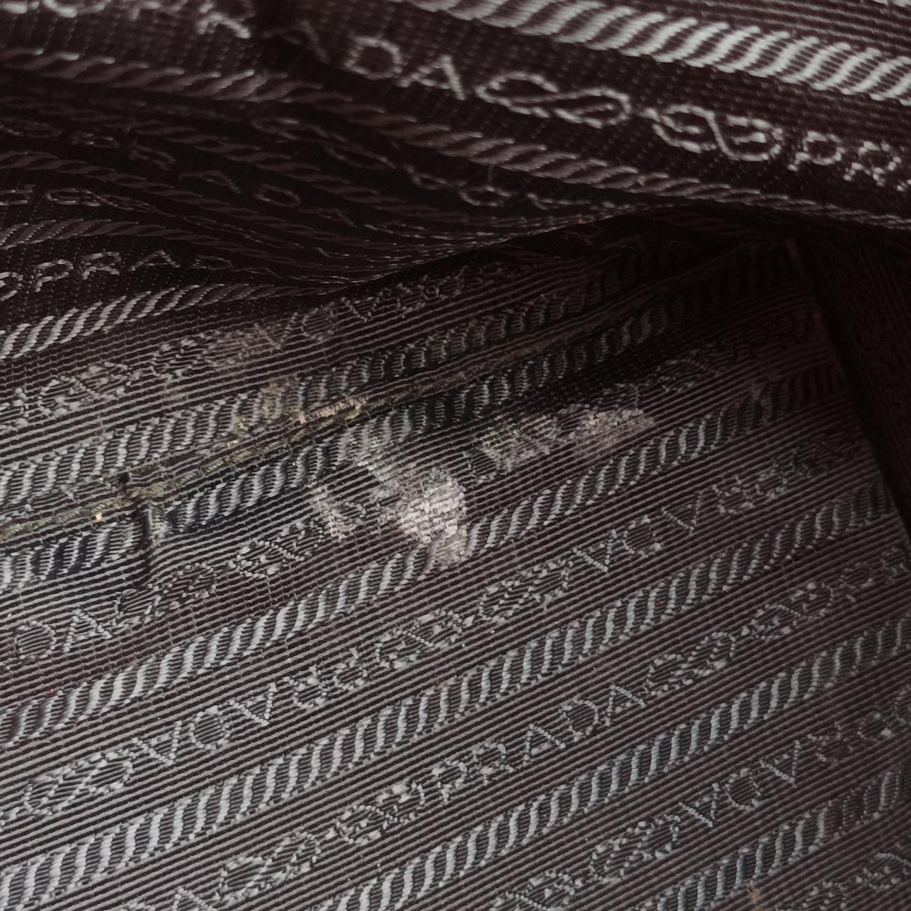 Twin Pocket Winged Tote Red Leather BN2619 180ツイン ポケット ウィング トート レッド レザー BN2619 180