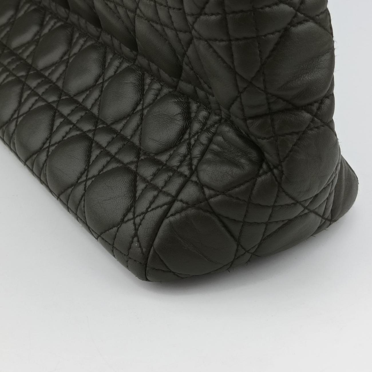 Lady Dior Green lambskin 08-MA-0140レディディオール グリーン ラムスキン 08-MA-0140