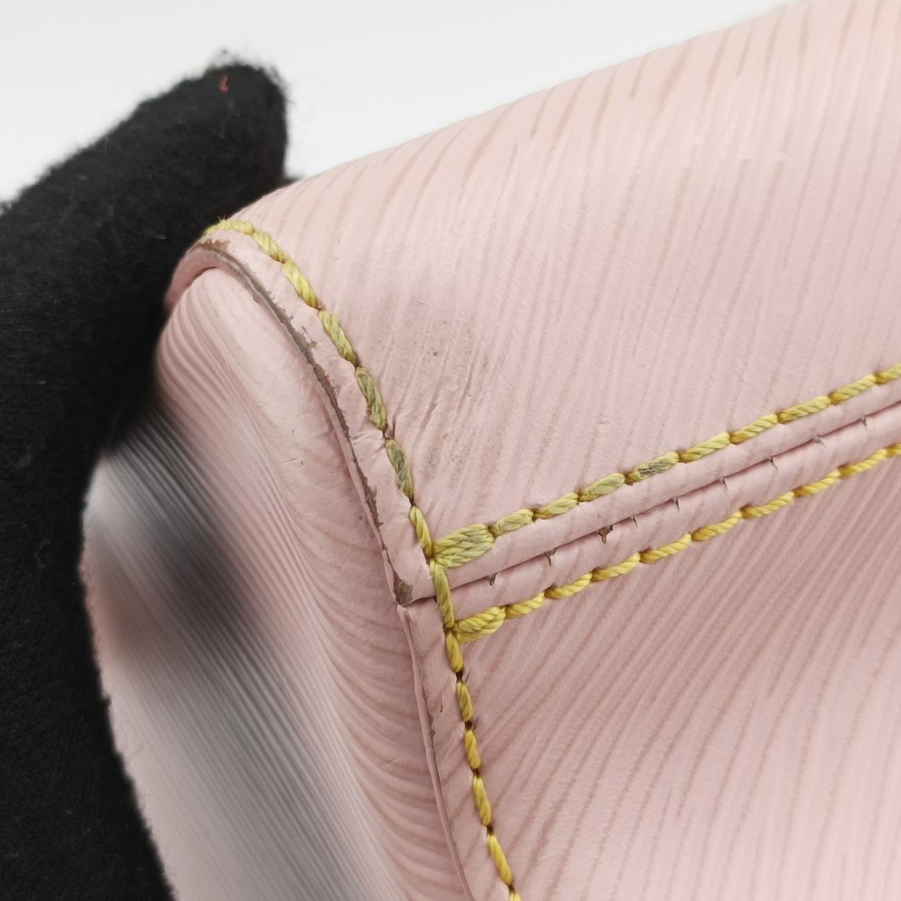 Twist MM Rose Ballerine Epi M50380 FL0148ツイストMM ローズバレリーヌ エピ M50380 FL0148