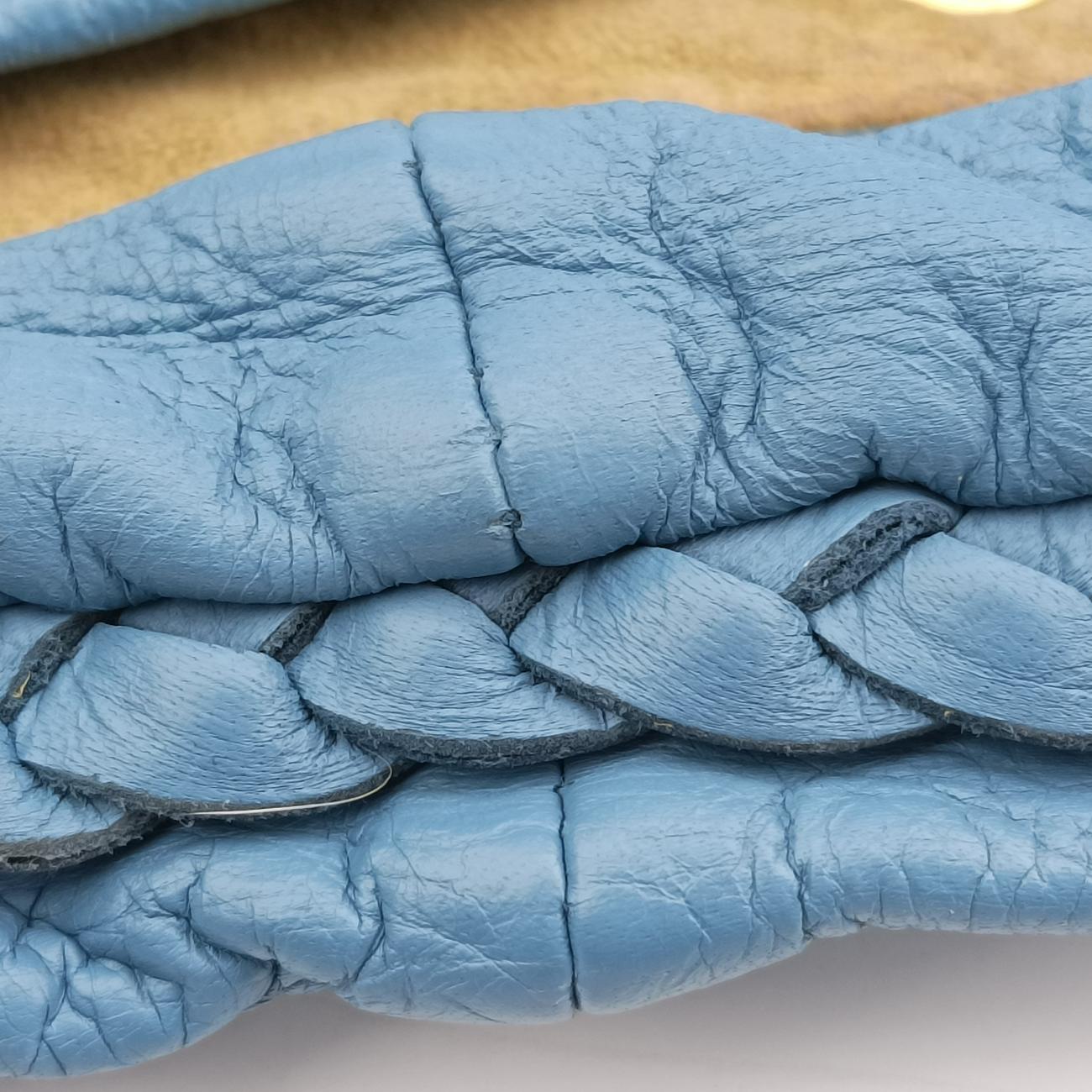 Intrecciato Blue lambskin 115654 V3060 4401 0L000202849D4017イントレチャート ブルー ラムスキン 115654 V3060 4401 0L000202849D4017