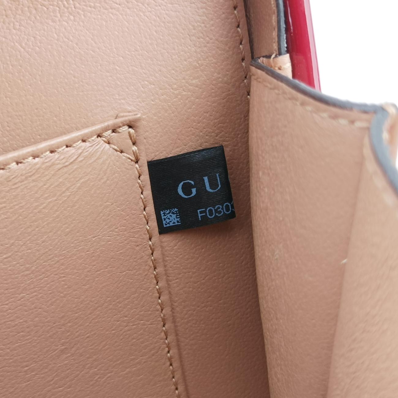 Sylvie Red Patent 589479 F030331694シルヴィ レッド パテント 589479 F030331694