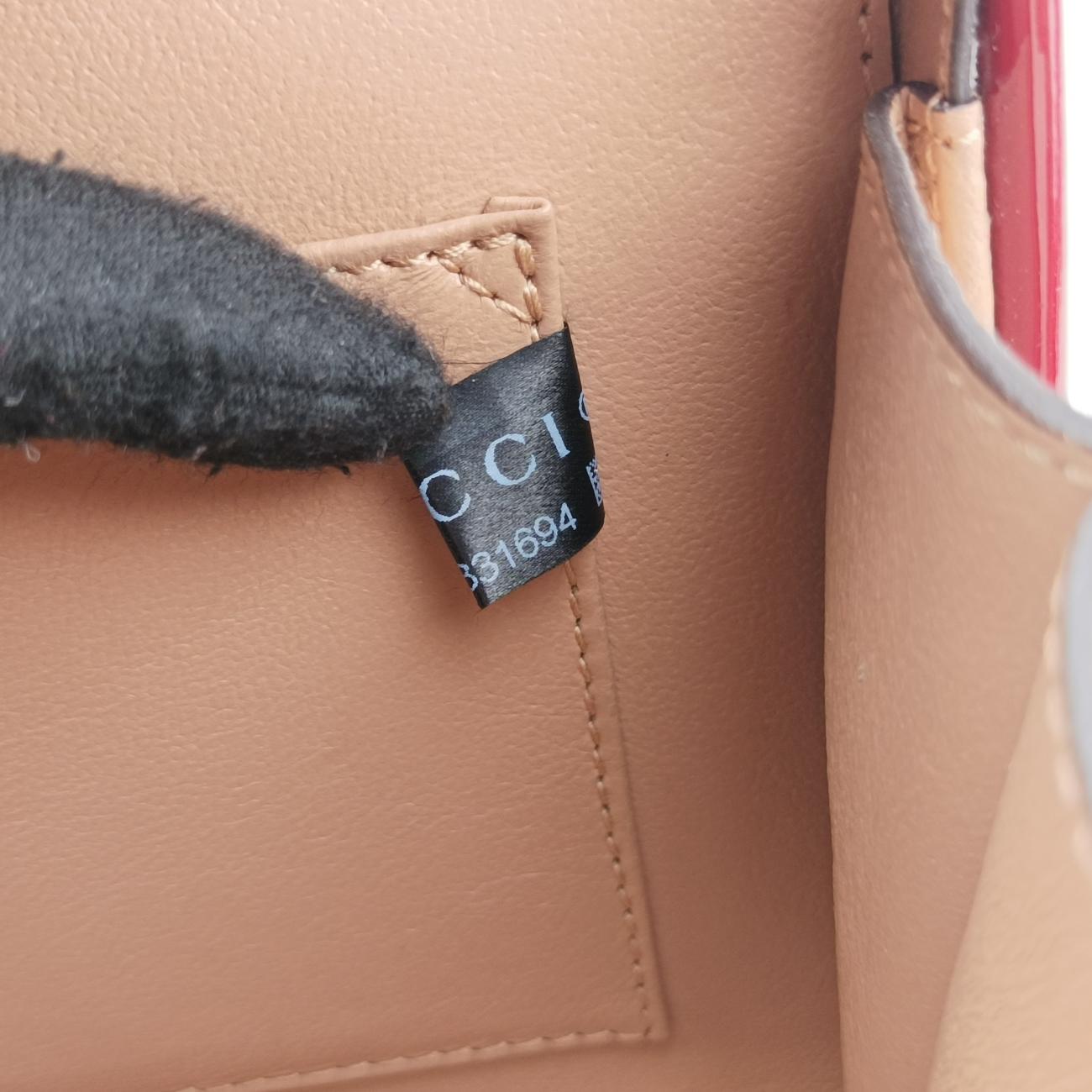 Sylvie Red Patent 589479 F030331694シルヴィ レッド パテント 589479 F030331694