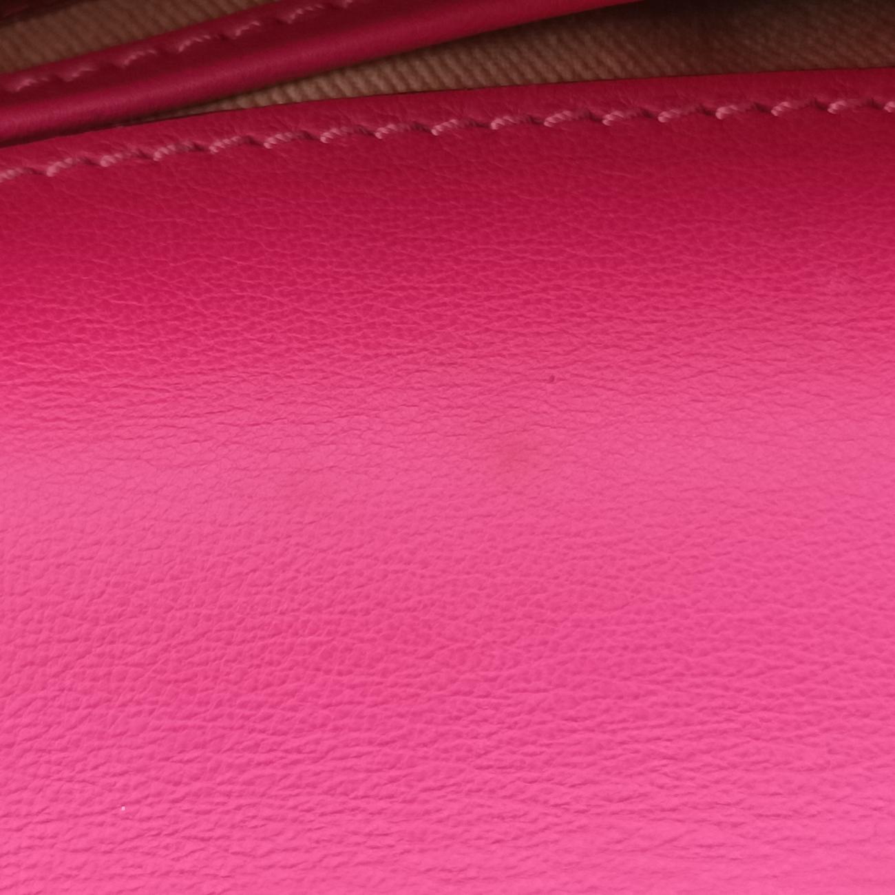 Rockstud Va Va Voom Rose Leather BGE975NGL1ロックスタッズ ヴァ ヴァ ヴーム ローズ レッド レザー BGE975NGL1