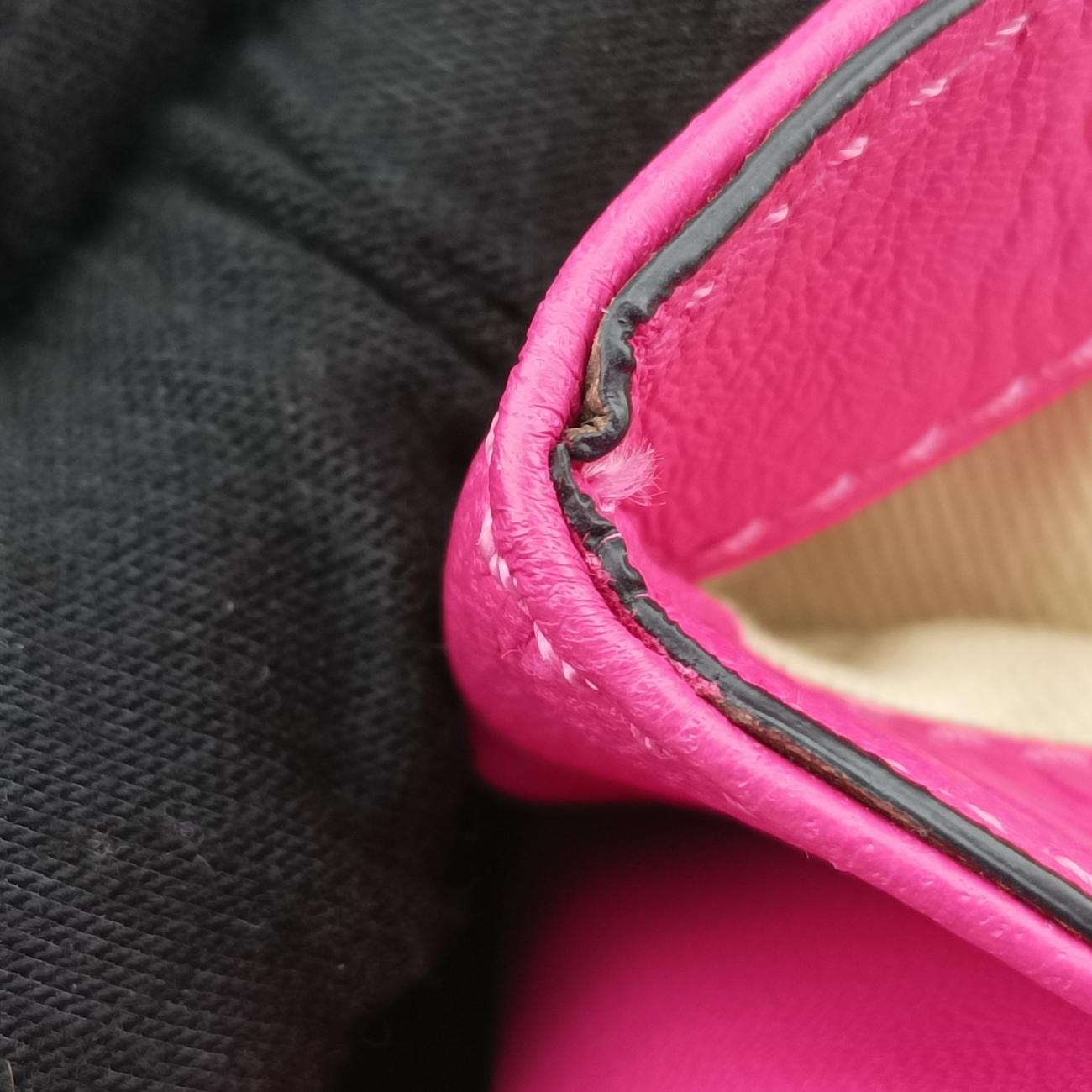 Rockstud Va Va Voom Rose Leather BGE975NGL1ロックスタッズ ヴァ ヴァ ヴーム ローズ レッド レザー BGE975NGL1