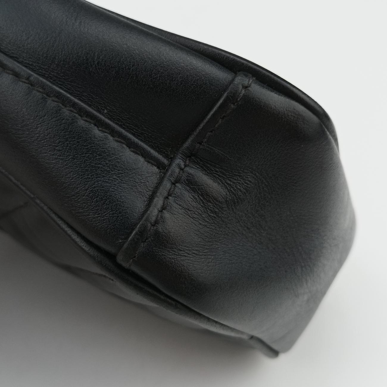 GG Marmont Black Leather 598597 GGマーモント ブラック レザー 598597 