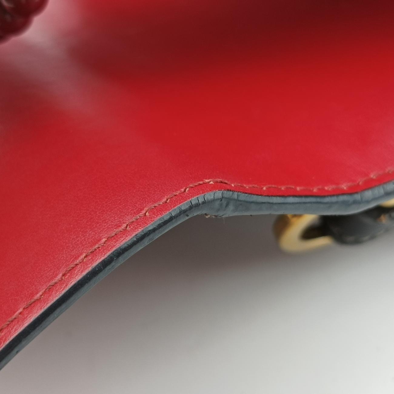 Cahier Red x Black Leather 1BD045 25 Pカイエ レッド×ブラック レザー×サフィアーノレザー 1BD045 25 P