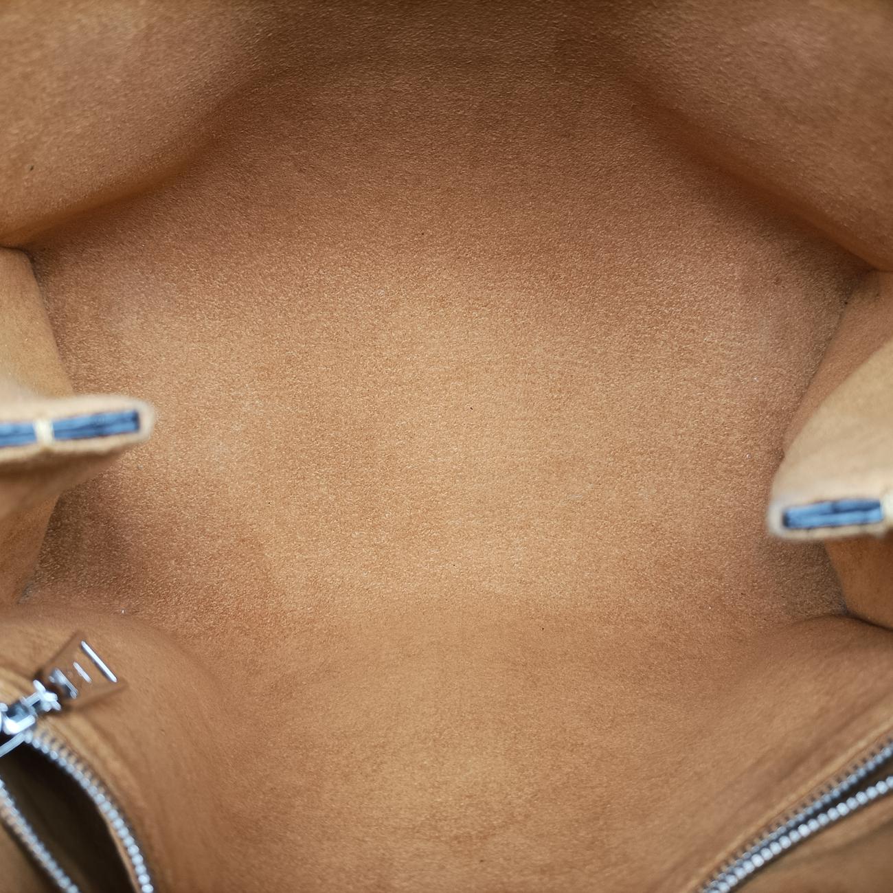 Grenelle PM Noir epi M53695 CA1199グルネル PM ノワール エピ M53695 CA1199