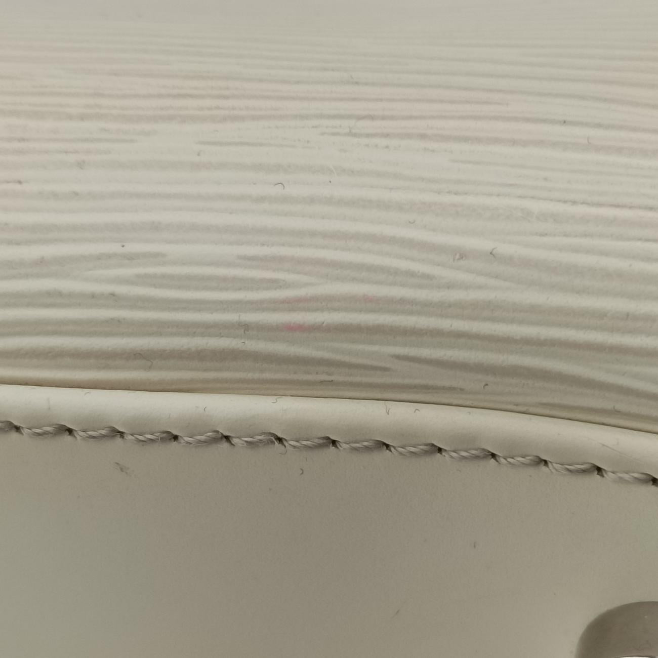 Bréa MM IVOIRE Epi M40330 FL0142ブレアMM イヴォワール エピ M40330 FL0142