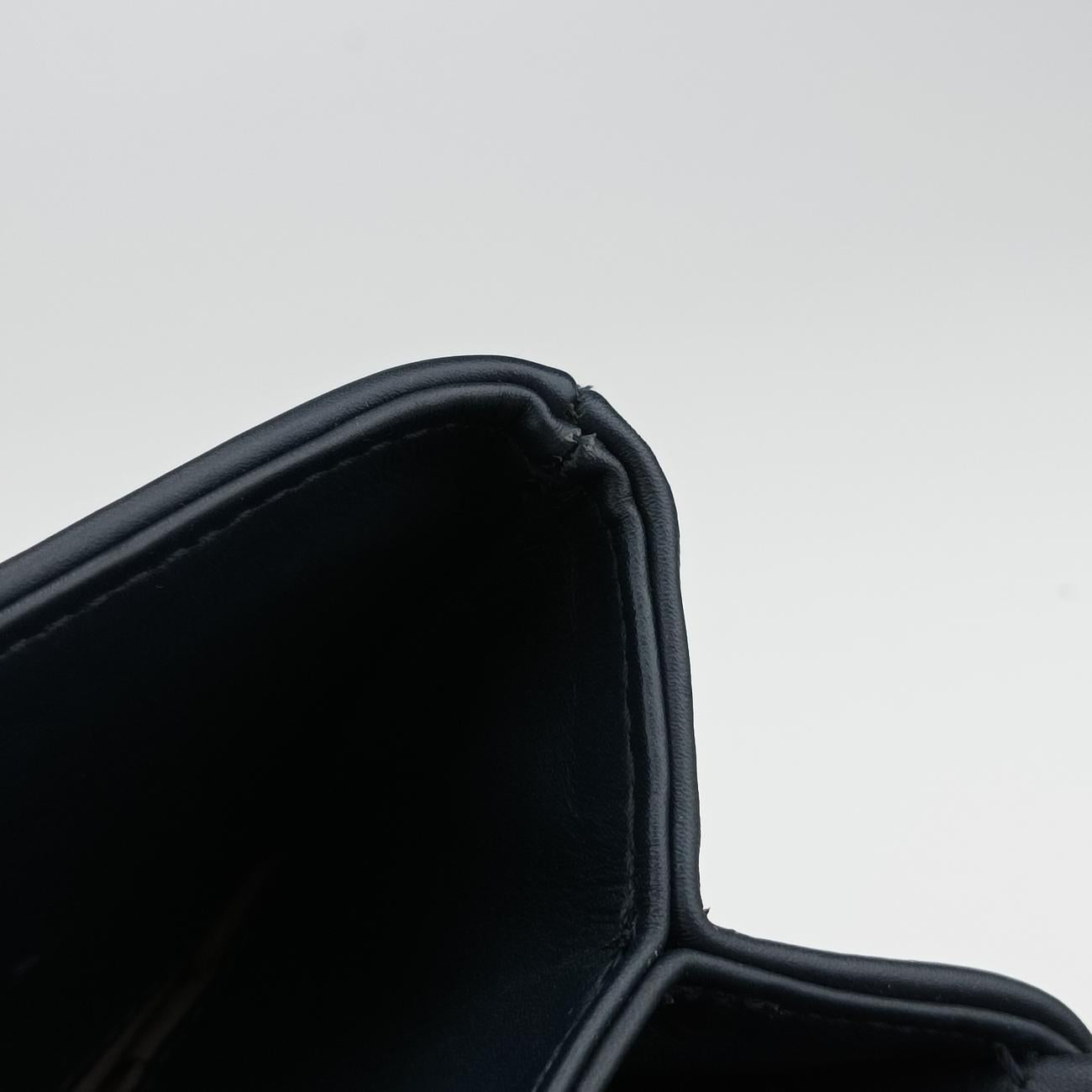 Intrecciato Navy lambskin B03045935Gイントレチャート ネイビー ラムスキン B03045935G