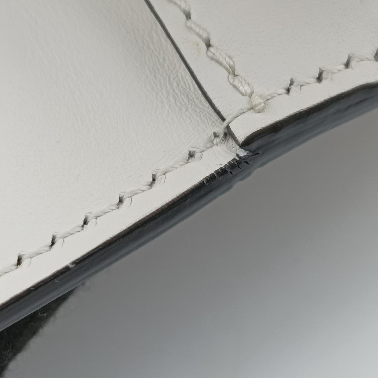 Sylvie Ivory× navy × red Leather 421882 G020605529シルヴィ アイボリー×ネイビー×レッド レザー 421882 G020605529