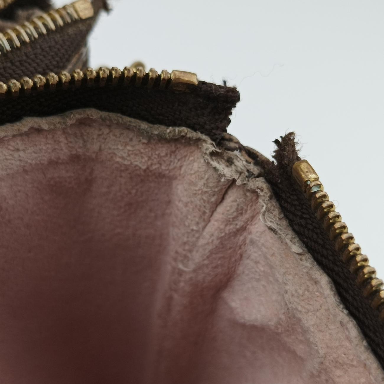 Pochette Double Zip Blooming Flowers brown×multicolor Monogram Canvas×calf leather M63905 GI4178ポシェット ドゥーブルジップ ブルーミングフラワー モノグラム/ブラウン系×マルチカラー モノグラムキャンバス×カーフレザー M63905 GI4178