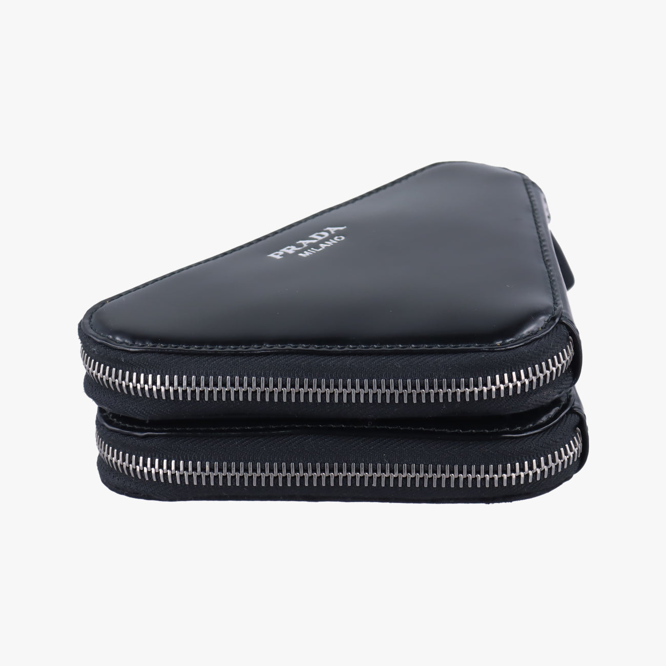 Triangle Crystal Black Leather 1NR015 234トライアングル ブラック レザー 1NR015 234