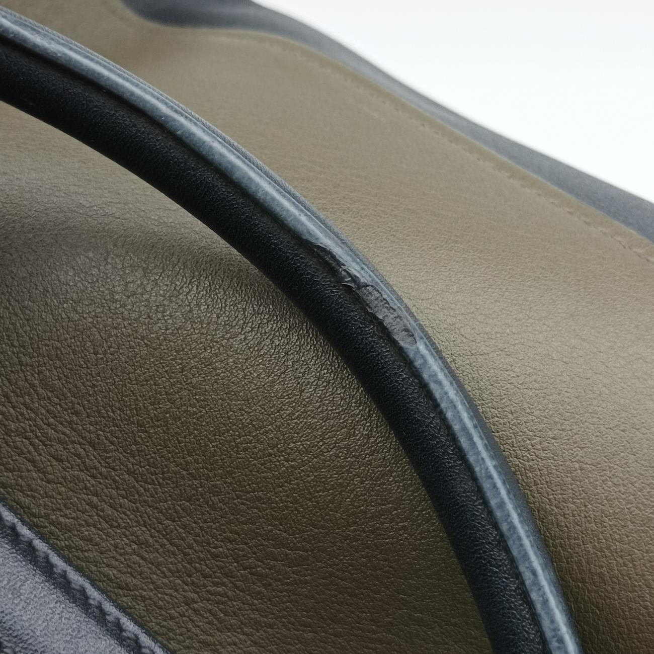 Prada City Calf Double Green×Black Leather 239/Eプラダ シティ カーフ ダブル グリーン×ブラック レザー 239/E