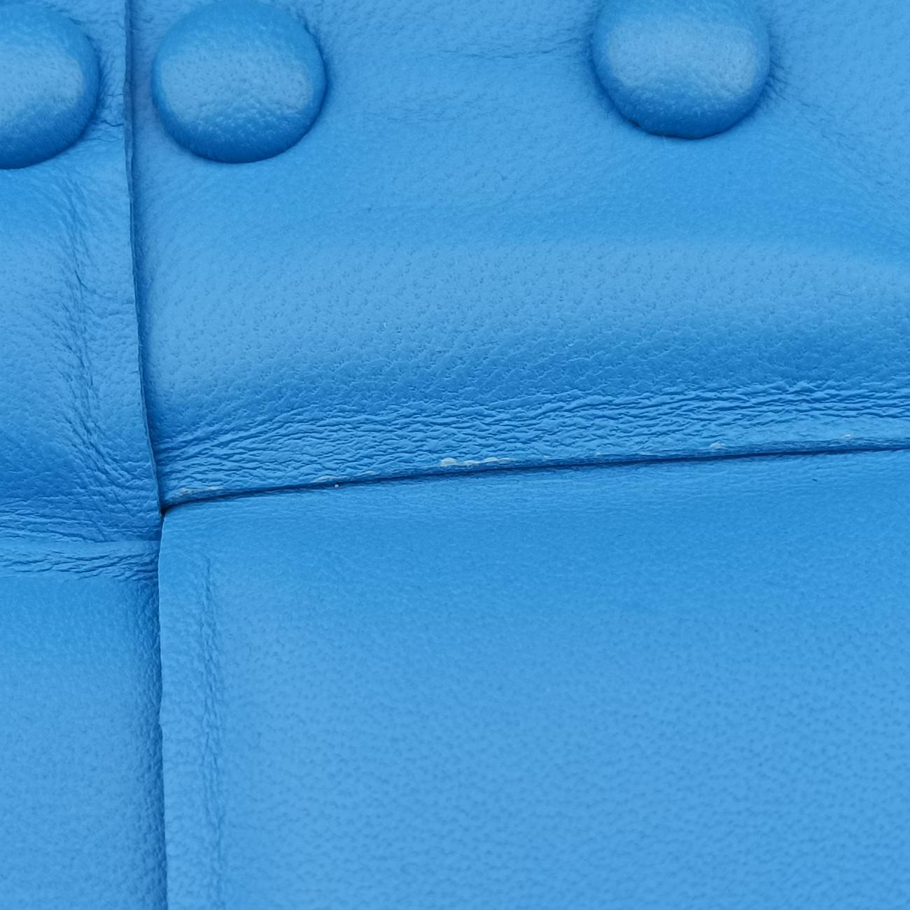 The Chain Cassette Blue lambskin B09086686Gザ チェーン カセット ブルー ラムスキン B09086686G