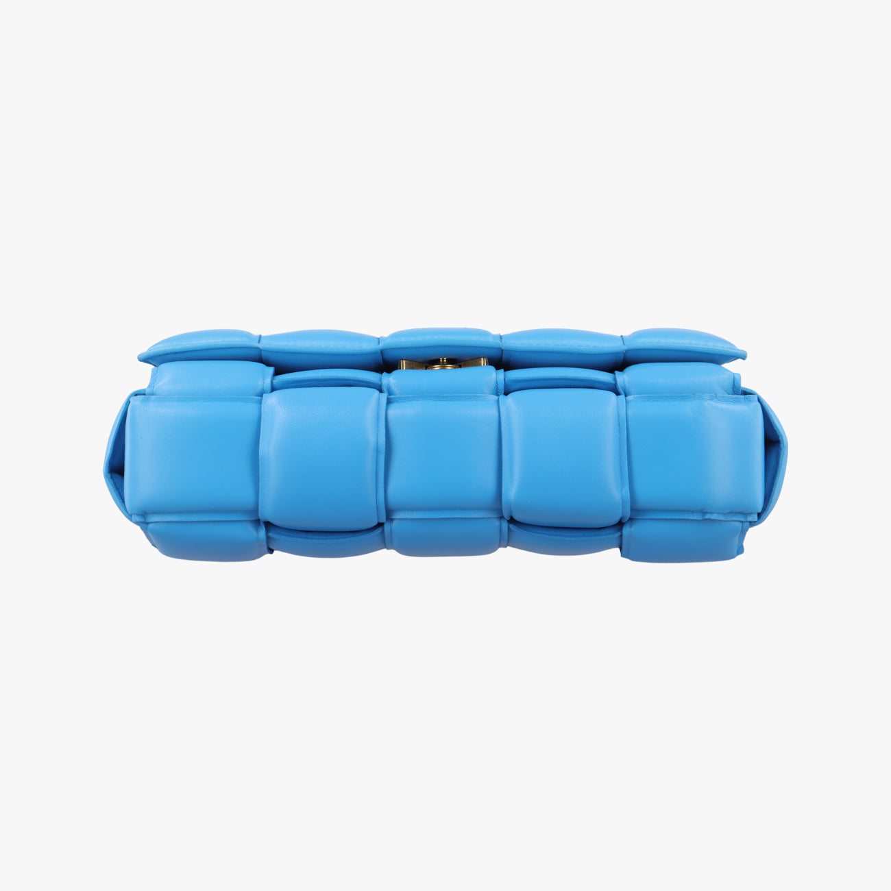 The Chain Cassette Blue lambskin B09086686Gザ チェーン カセット ブルー ラムスキン B09086686G