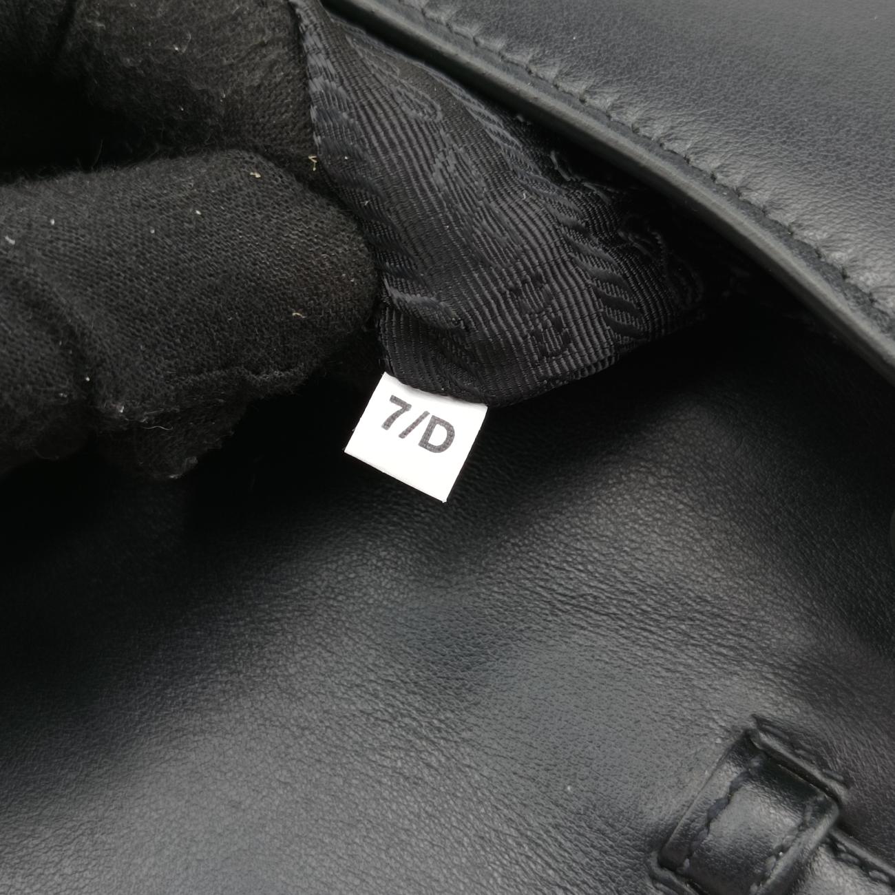 Floral Print Plex Metal Ribbon Green×Black×Multicolour Leather 7/Dフローラル プリント プレックス メタル リボン グリーン×ブラック×マルチカラー レザー 7/D