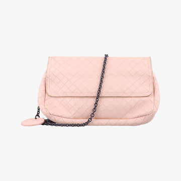 Intreccaito pink lambskin B04022220Yイントレチャート ピンク ラムスキン B04022220Y