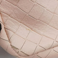 Intreccaito pink lambskin B04022220Yイントレチャート ピンク ラムスキン B04022220Y