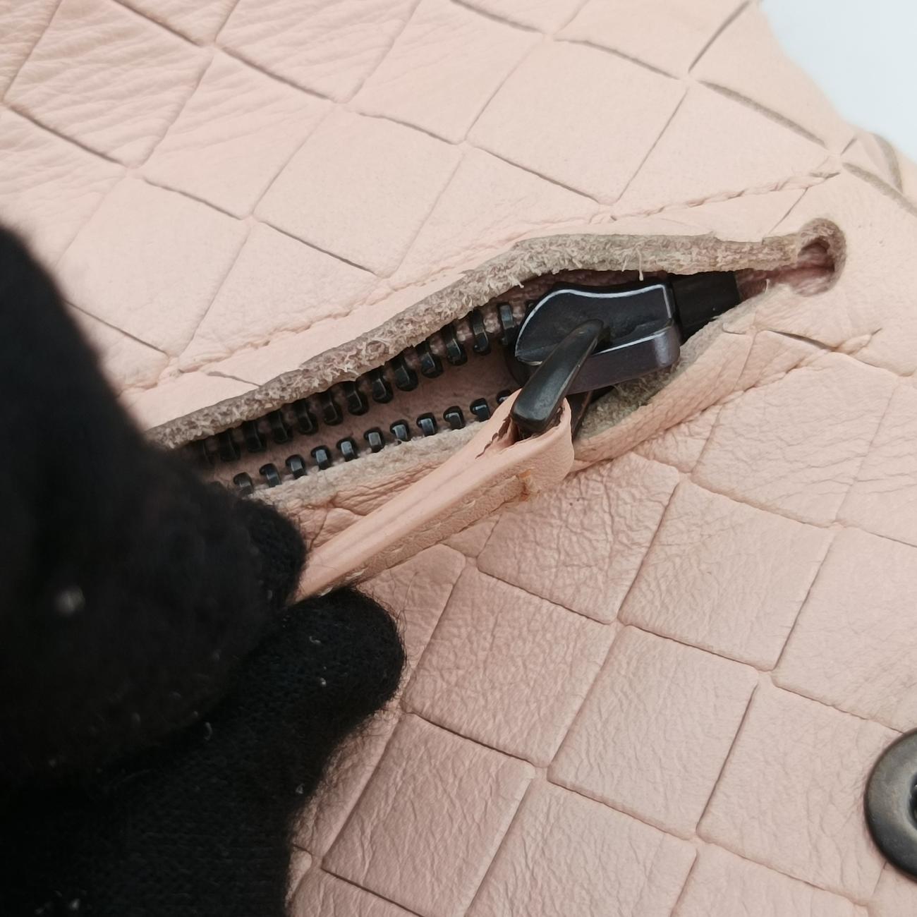 Intreccaito pink lambskin B04022220Yイントレチャート ピンク ラムスキン B04022220Y